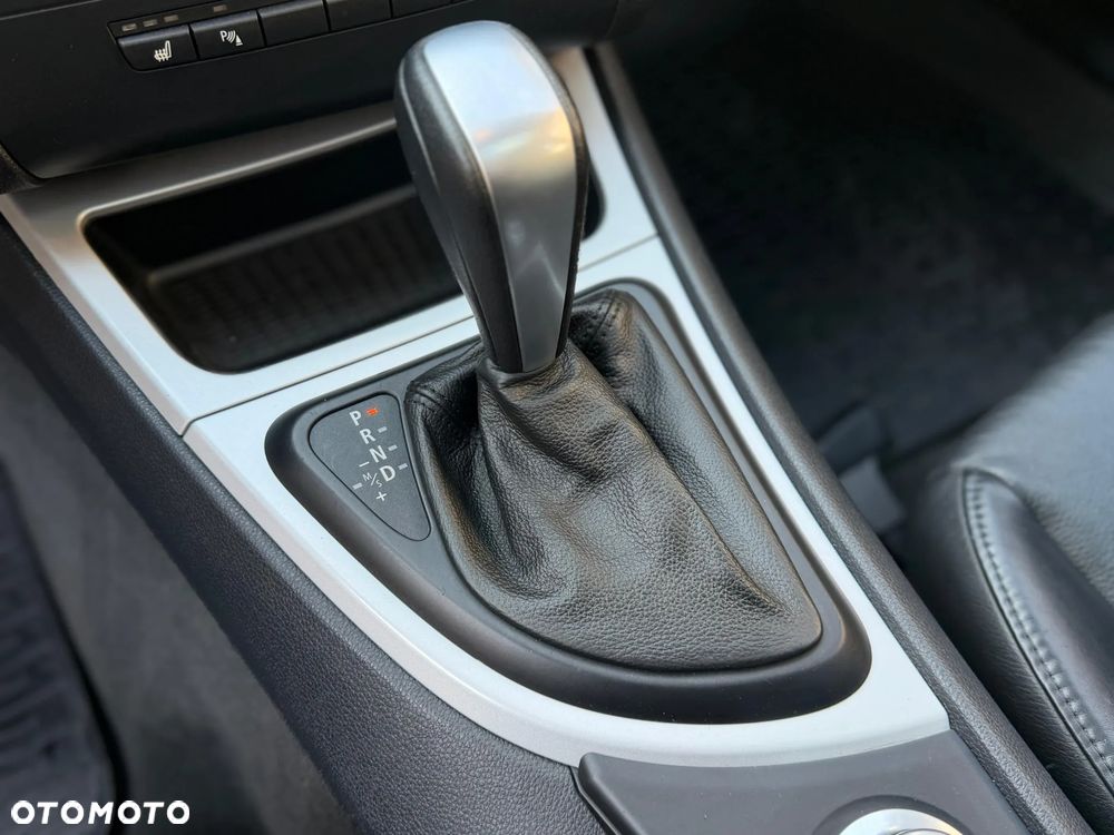 BMW Seria 1 123d DPF Edition Sport - 25