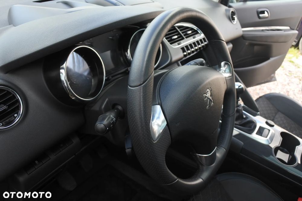 Peugeot 3008 PureTech 130 Stop & Start GPF Allure - 19