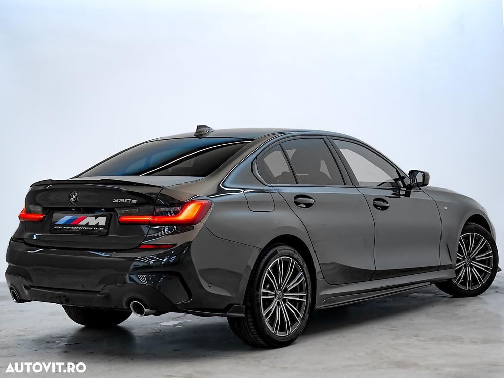 BMW Seria 3 2020 — imagine 11