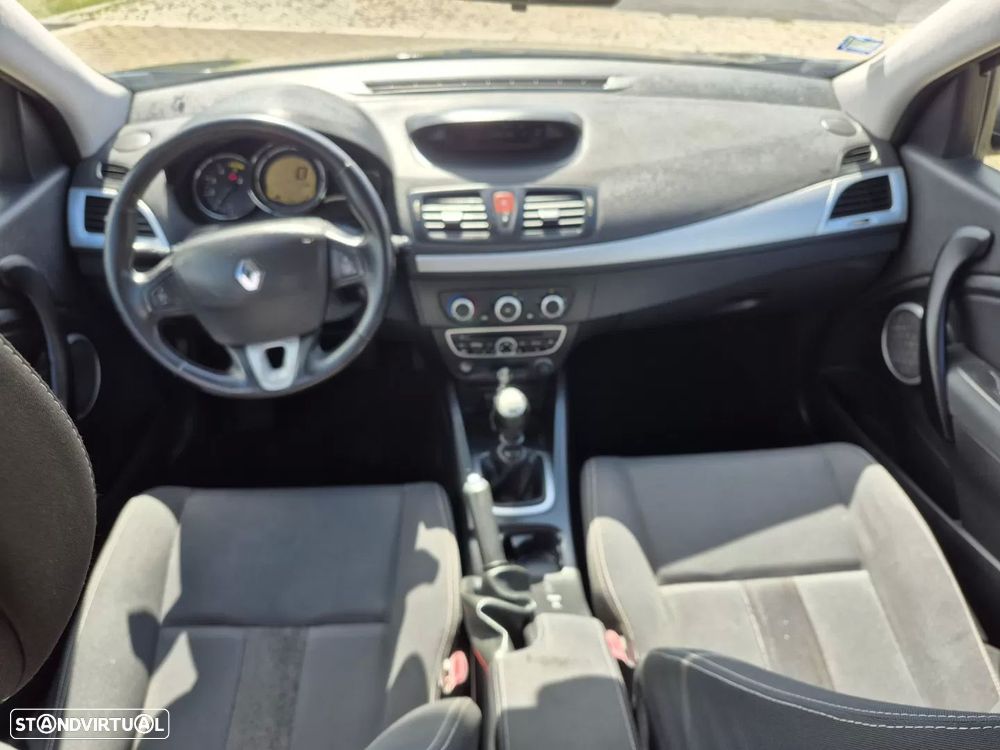 Renault Mégane 1.5 dCi Dynamique SS - 14