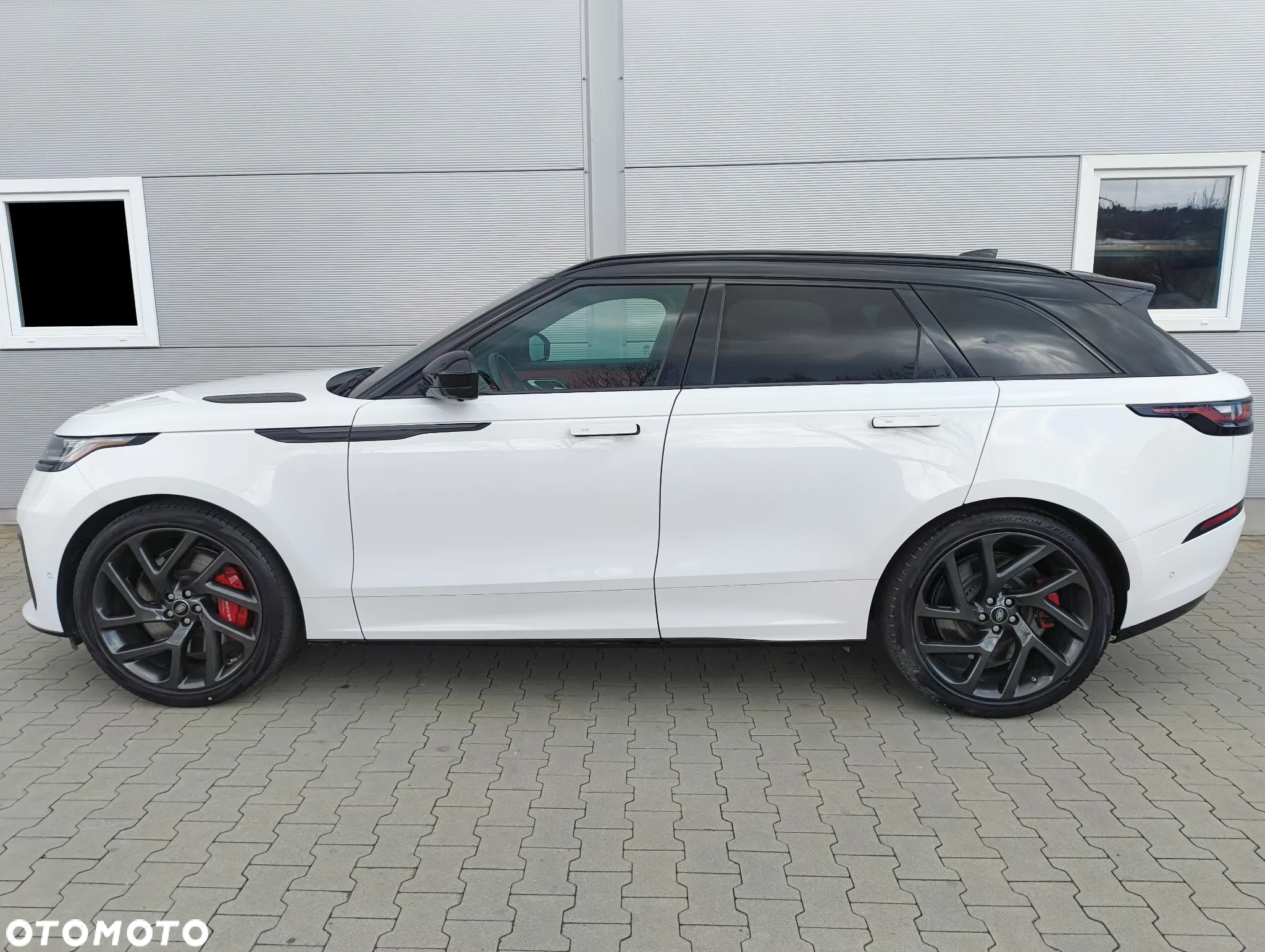 Land Rover Range Rover Velar 5.0 V8 S/C SV AB Dynamic - 5