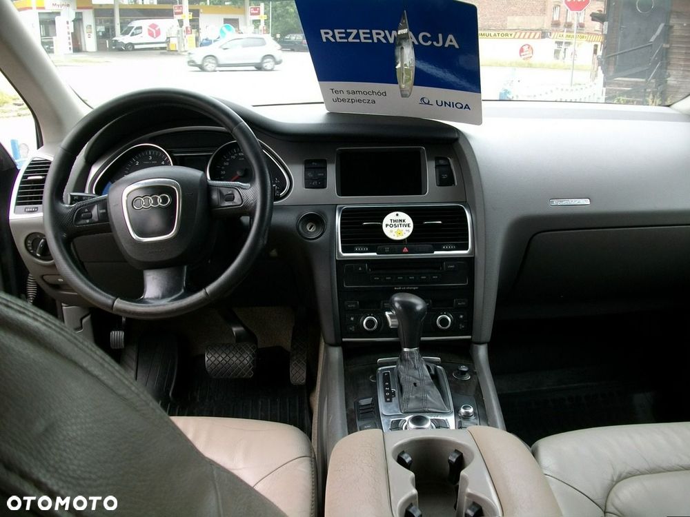 Audi Q7 - 7