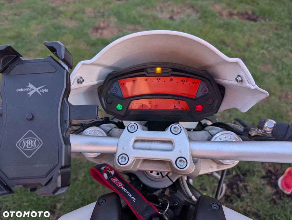 Ducati Monster - 14