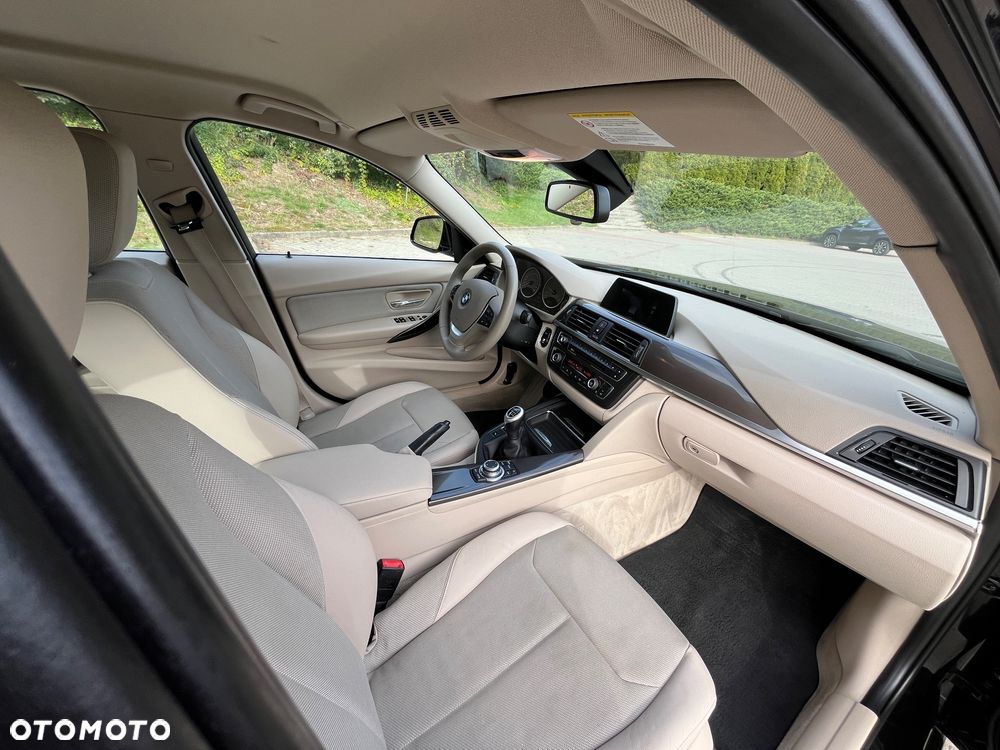 BMW Seria 3 318d Modern Line - 13