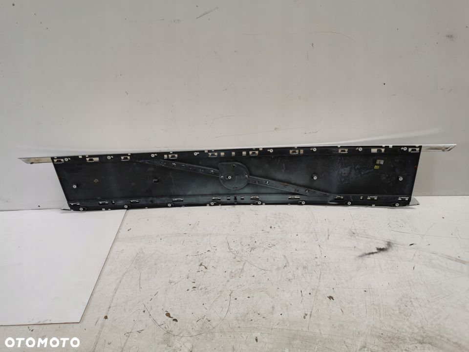 GRILL ATRAPA VOLVO FH 4 ORYGINAŁ CHROM - 4