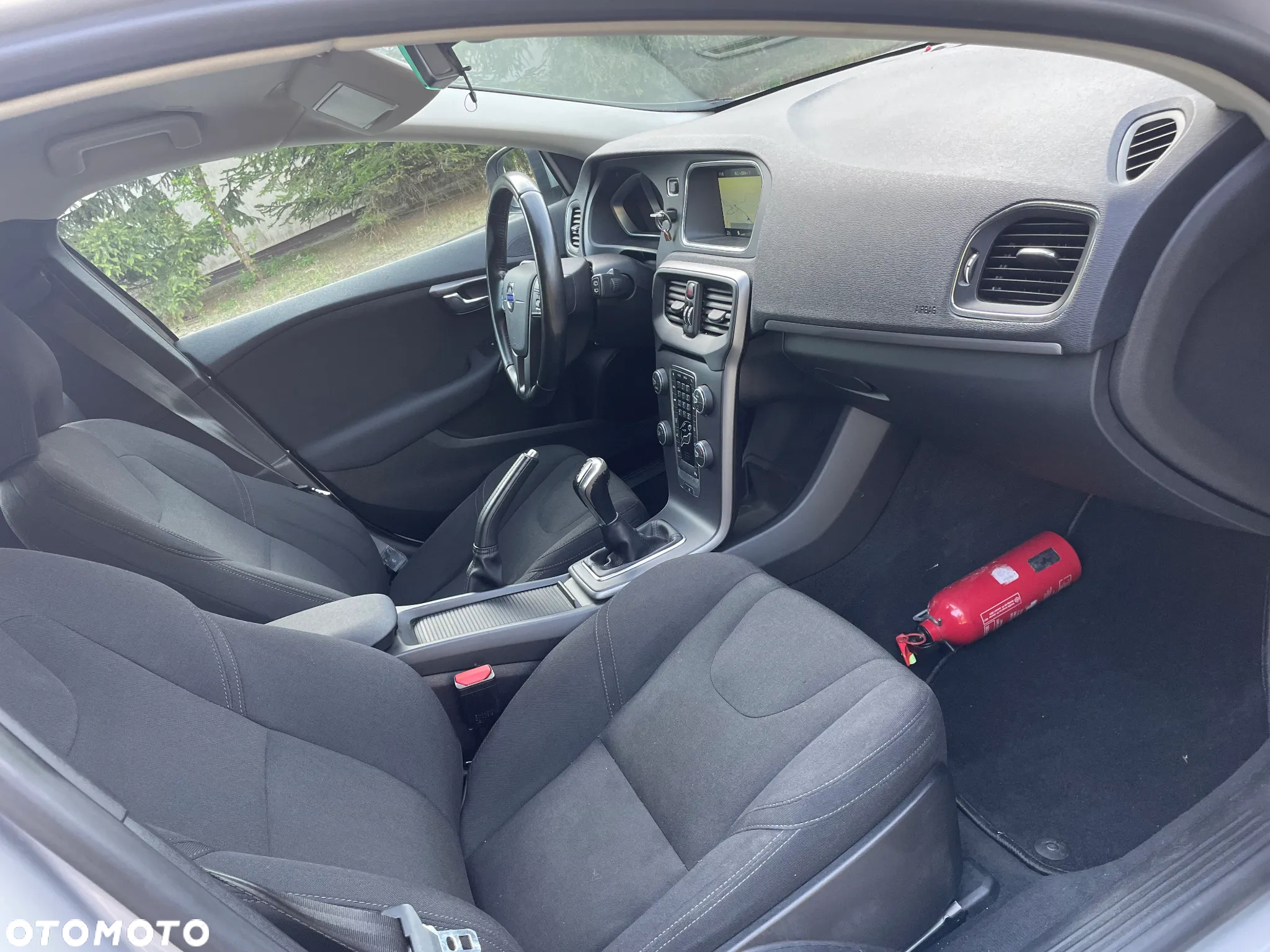 Volvo V40 D2 Momentum - 16