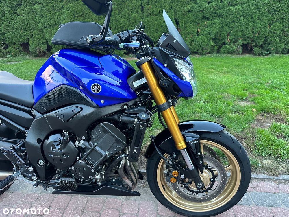 Yamaha FZ8 - 13