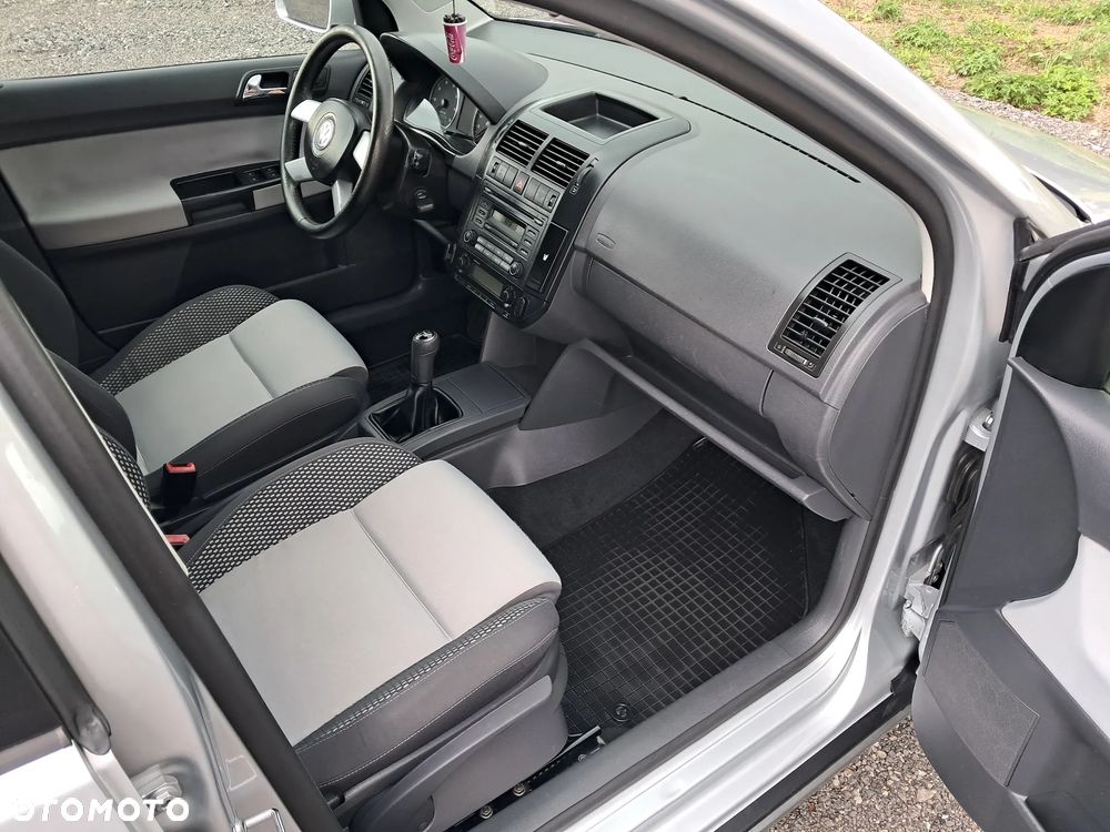 Volkswagen Polo Cross - 15