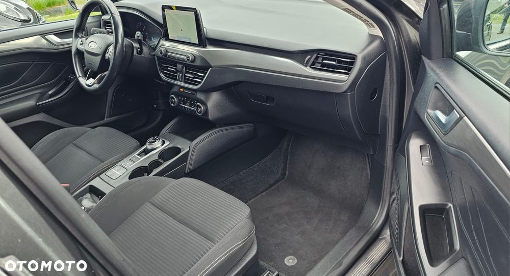 Ford Focus 1.5 EcoBlue Titanium - 24
