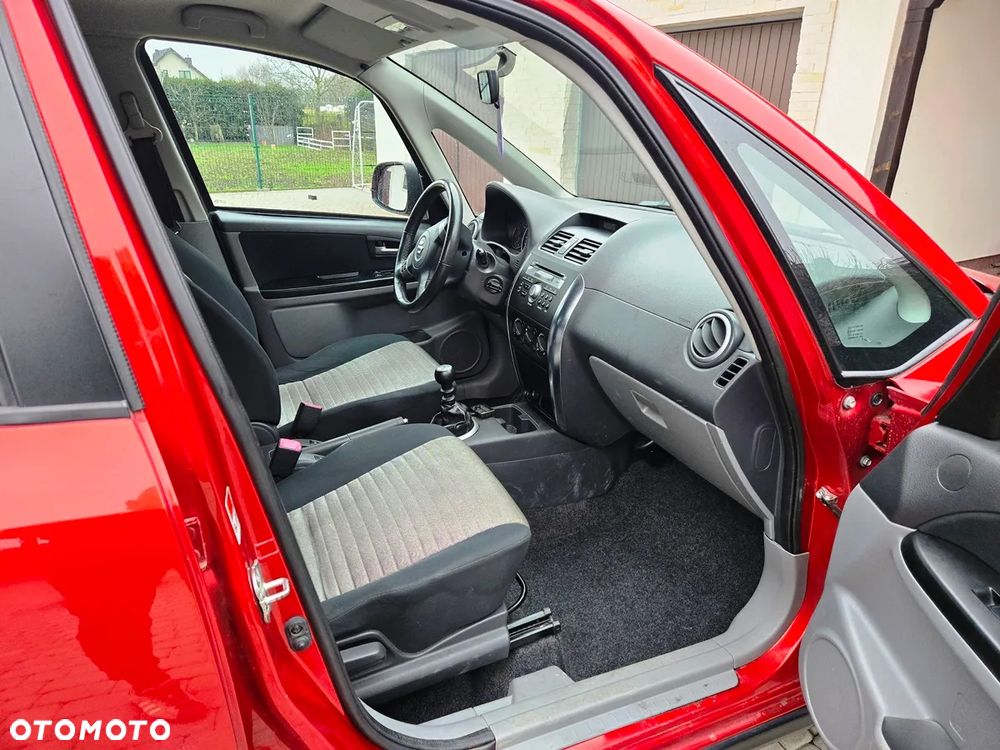 Suzuki SX4 1.9 DDiS 4WD GS / Premium - 13
