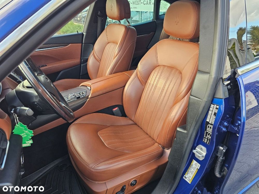 Maserati Levante - 20