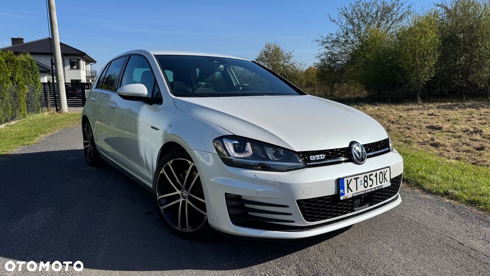 Volkswagen Golf 2.0 TDI BMT GTD - 2