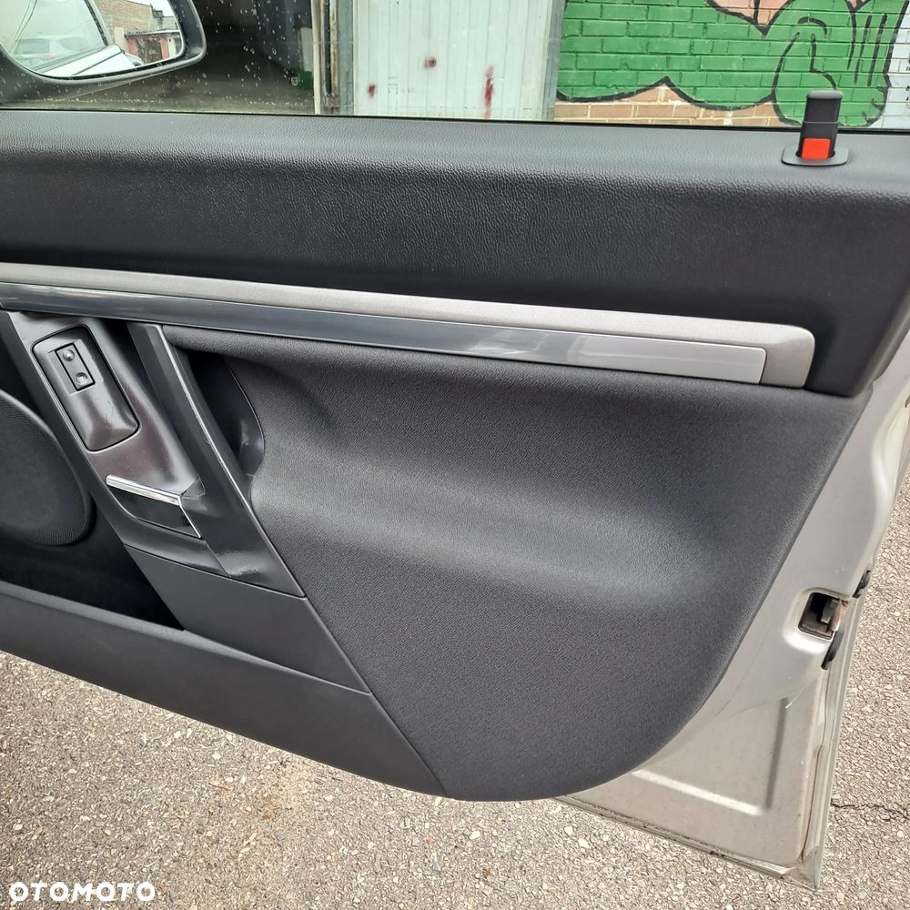 Opel Vectra 1.8 - 12