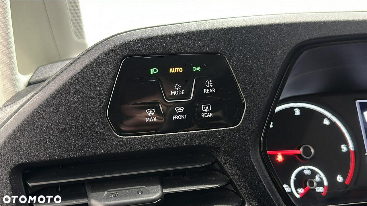Volkswagen Caddy 2.0 TDI DSG - 26