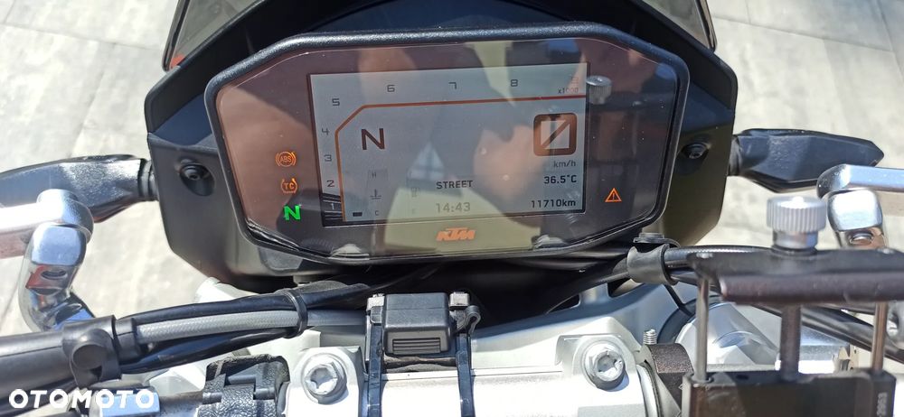 KTM Duke - 21