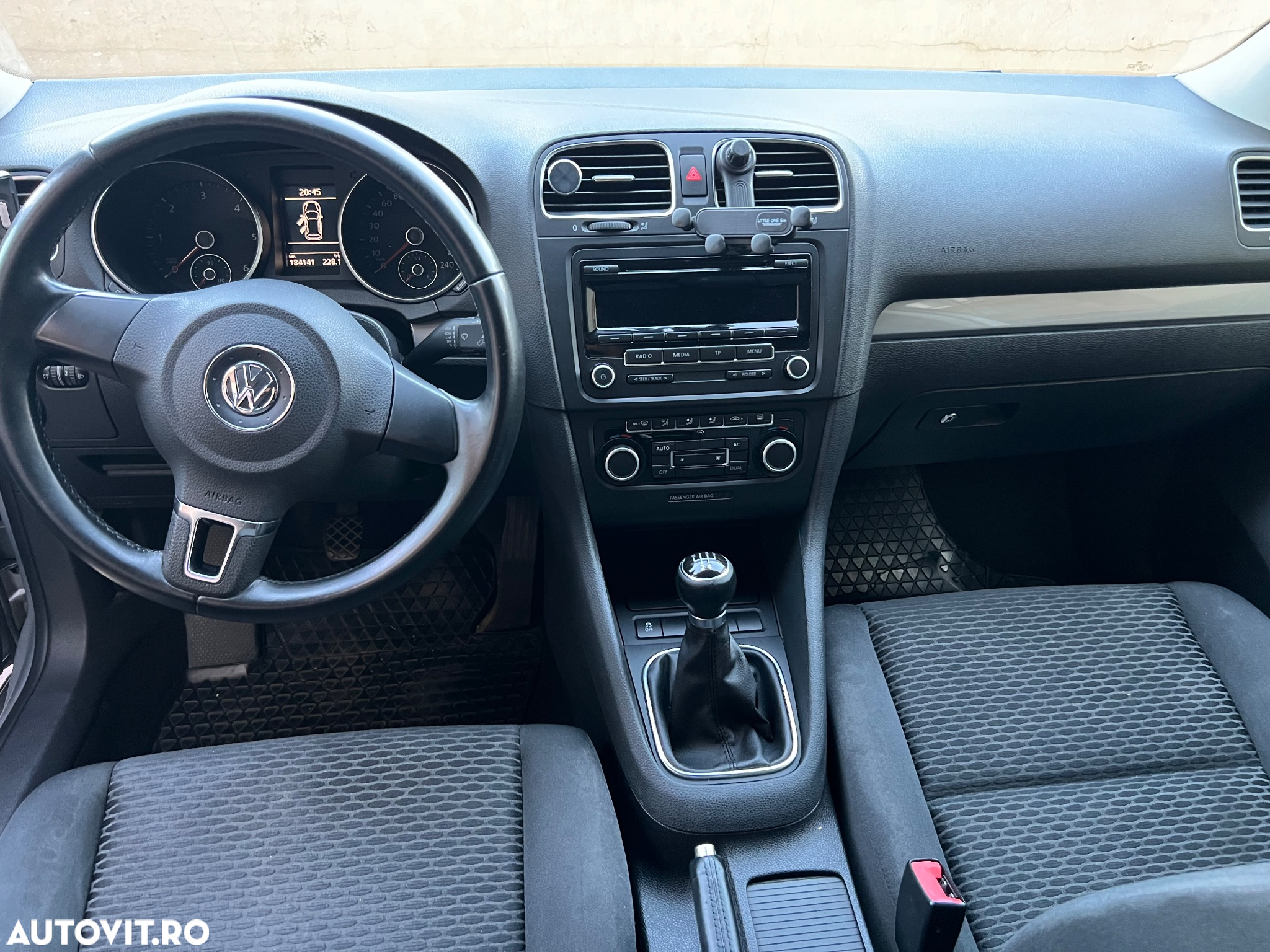 Volkswagen Golf 1.6 TDI DPF 4M BMT Comfortline - 9