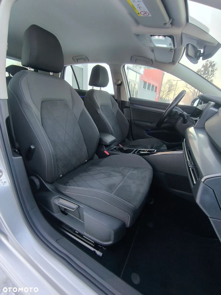 Volkswagen Golf - 20