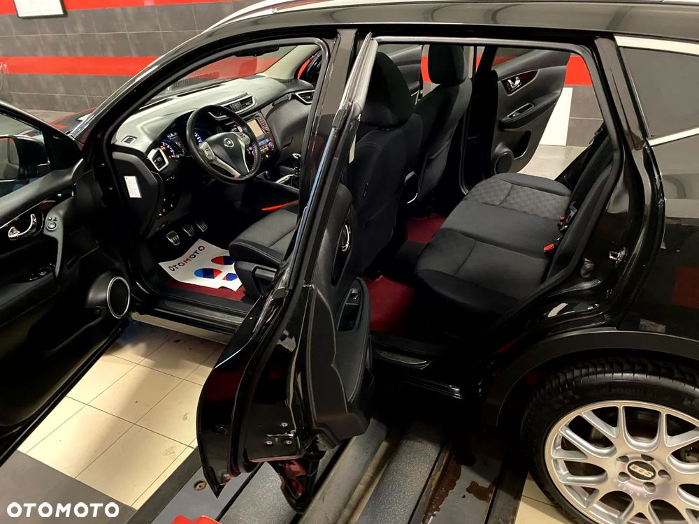 Nissan Qashqai 1.6 DIG-T Tekna - 19