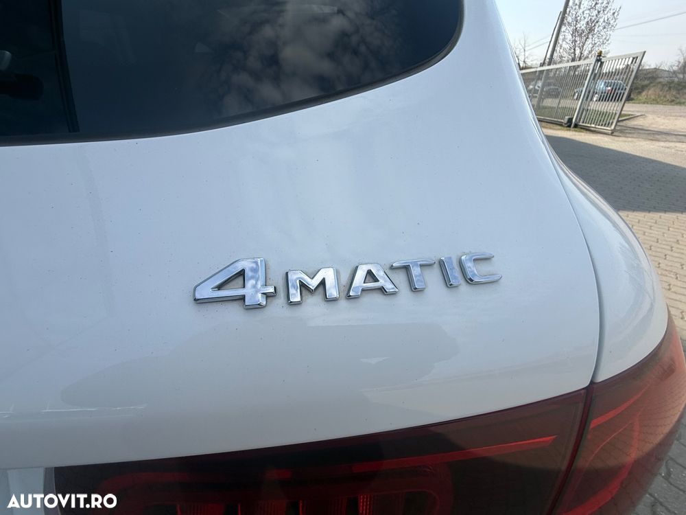 Mercedes-Benz GLC 300 d 4MATIC 9G-TRONIC AMG Line Plus - 38