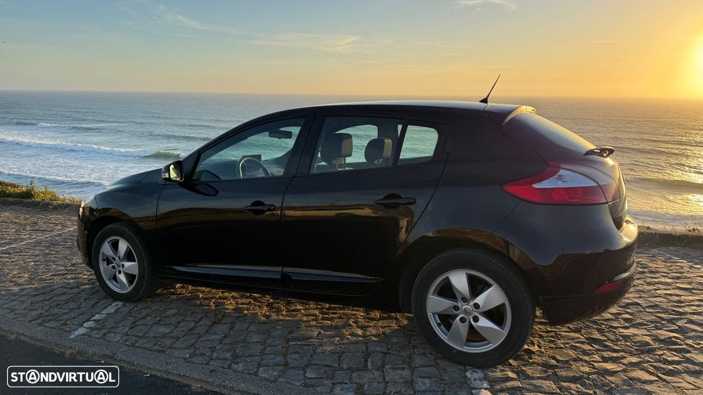 Renault Mégane 1.5 dCi Dynamique S SS - 2