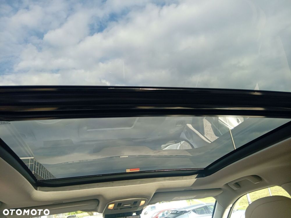 Toyota Highlander 2.5 Hybrid Executive - 23