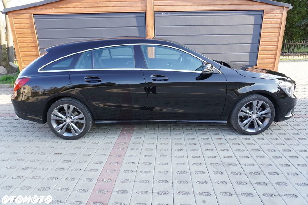 Mercedes-Benz CLA 200 Peak Edition - 4