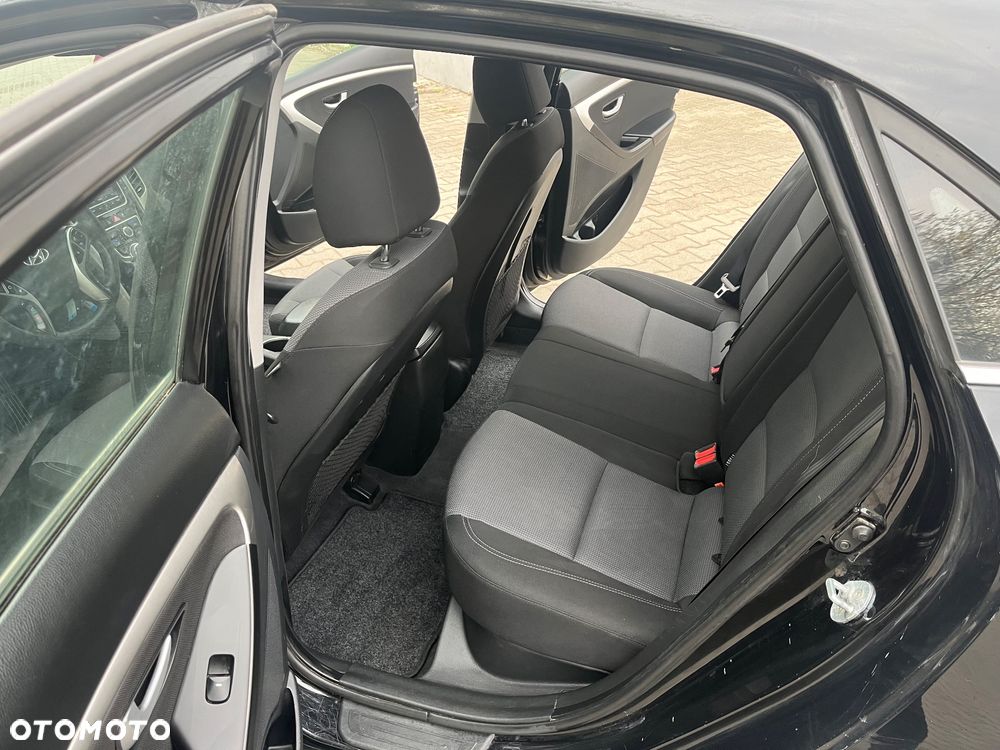 Hyundai i30 1.4 Style - 12