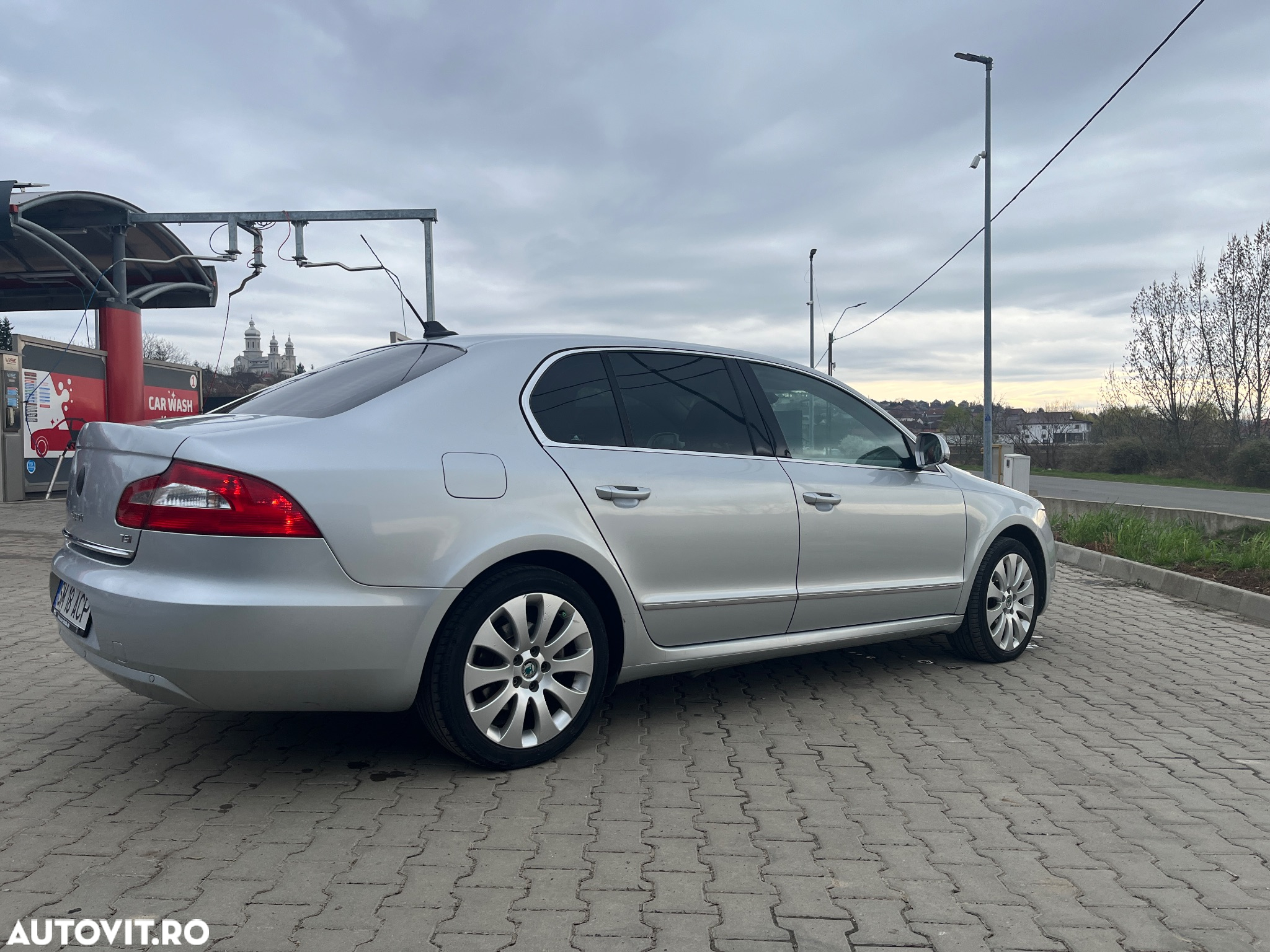 Skoda Superb 1.8 TSI Elegance DSG - 3