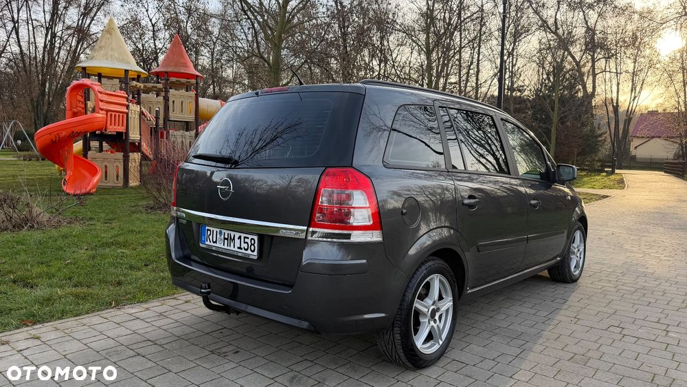 Opel Zafira 1.7 CDTI ecoFLEX Family - 29