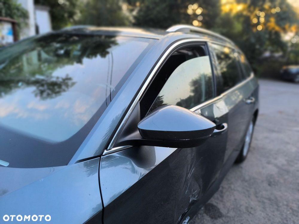 Skoda Superb 2.0 TDI DSG L&K - 17