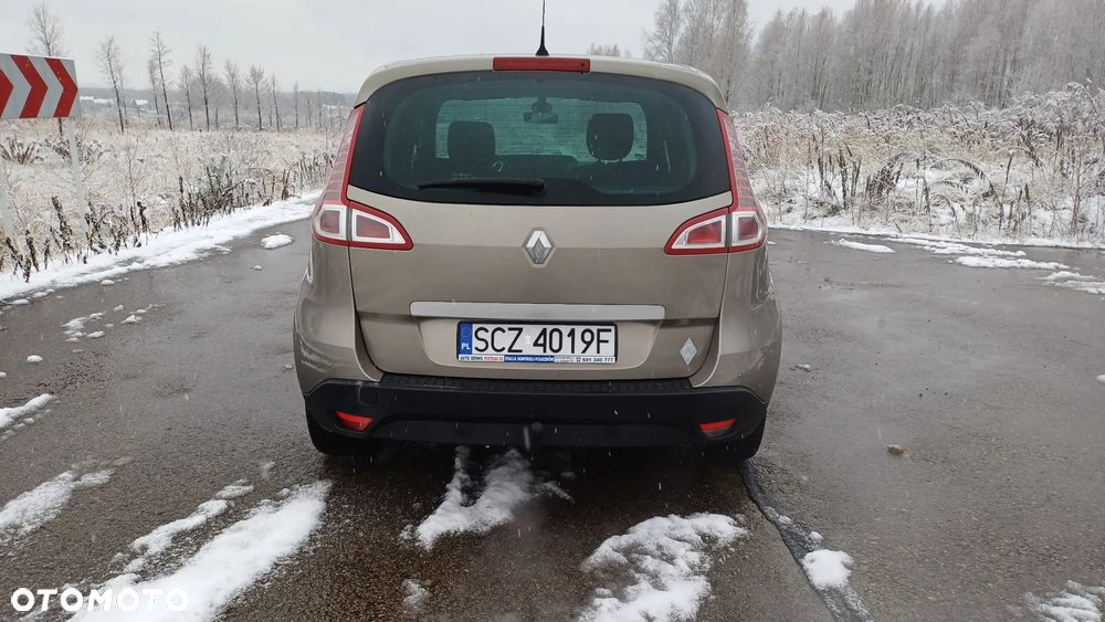 Renault Scenic - 18