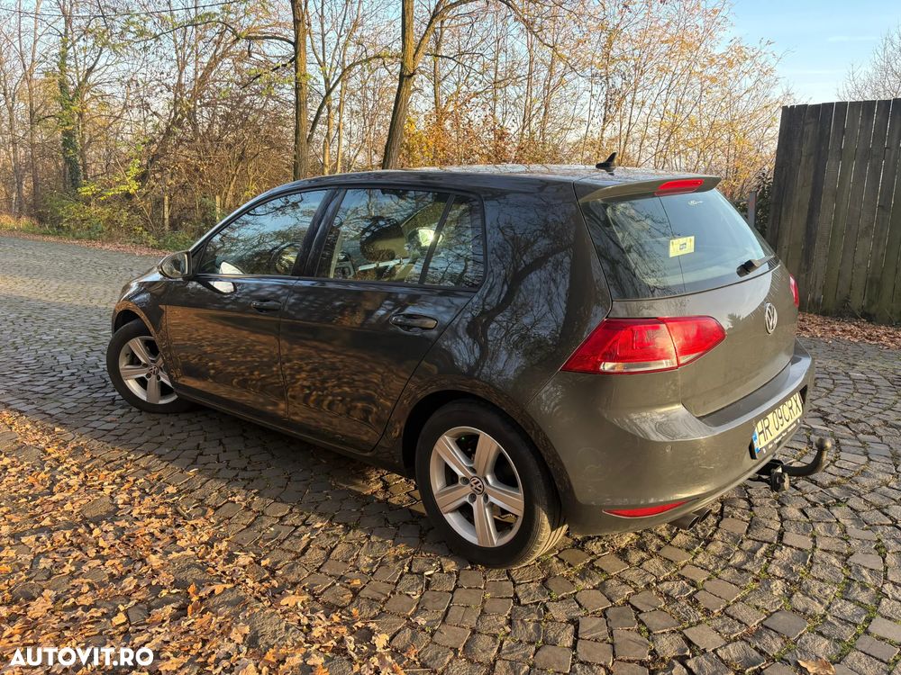 Volkswagen Golf 2.0 TDI SCR DSG Comfortline - 4