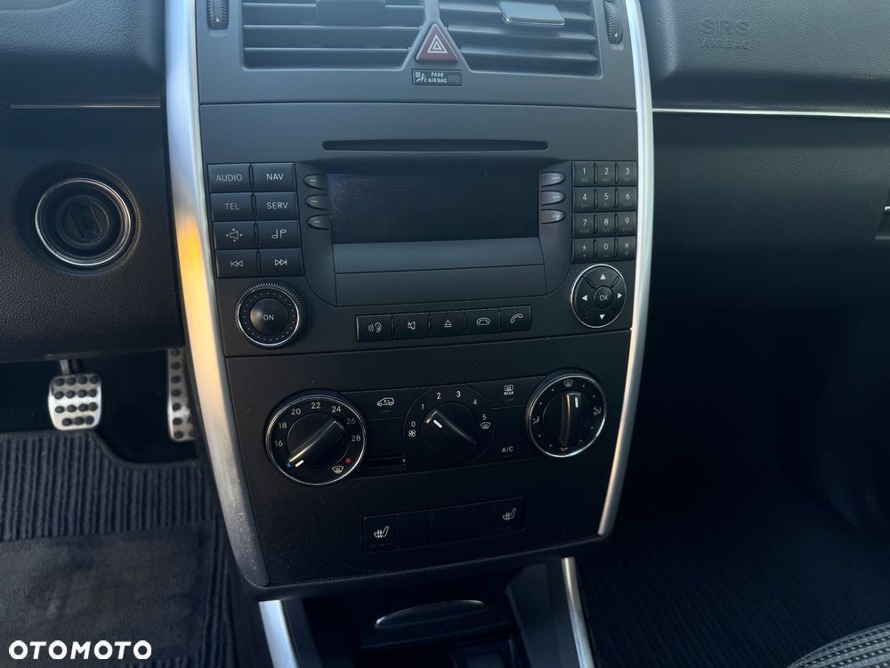 Mercedes-Benz Klasa B 170 Special Edition - 16