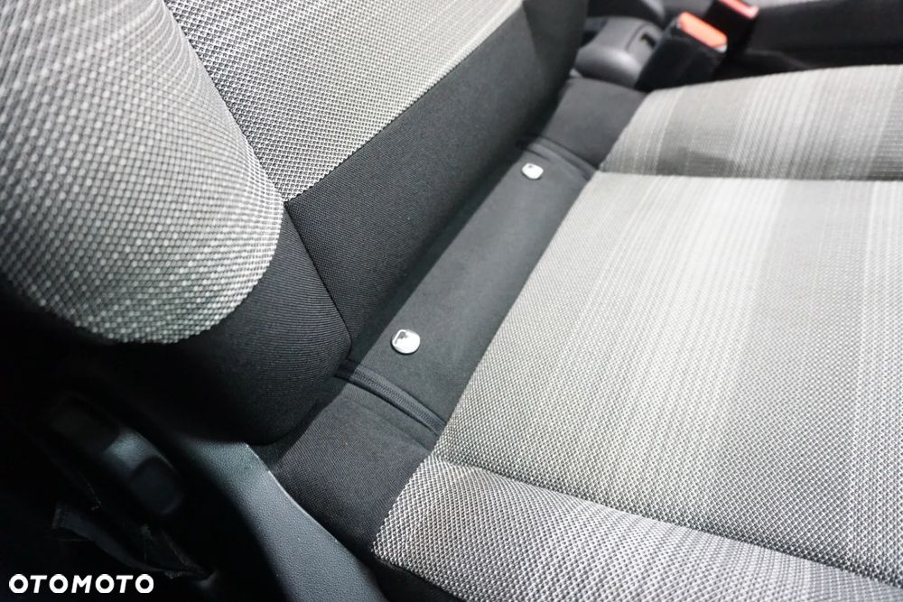 Citroën C3 1.2 PureTech Feel - 24