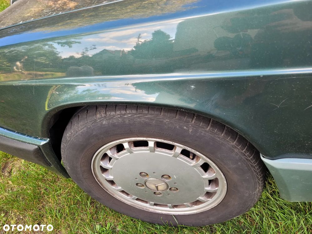 Mercedes-Benz W201 (190) - 9