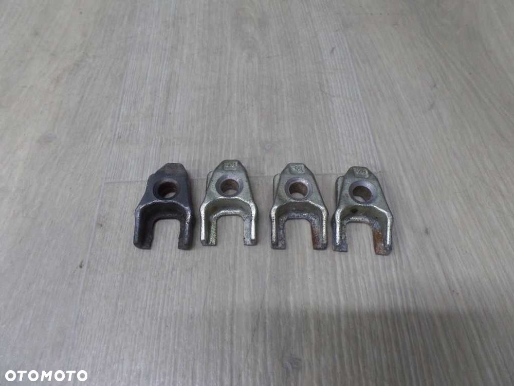 RENAULT MASTER III MOVANO B 2.3 STOPKA STOPKI MOCOAWNIE LAPKA WTRYSKU - 1