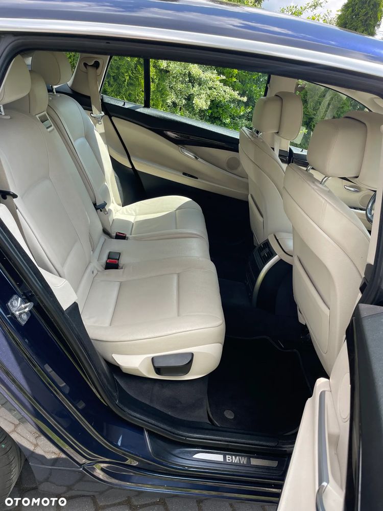 BMW 5GT 530d - 26