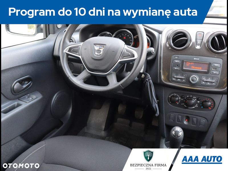 Dacia Sandero - 8