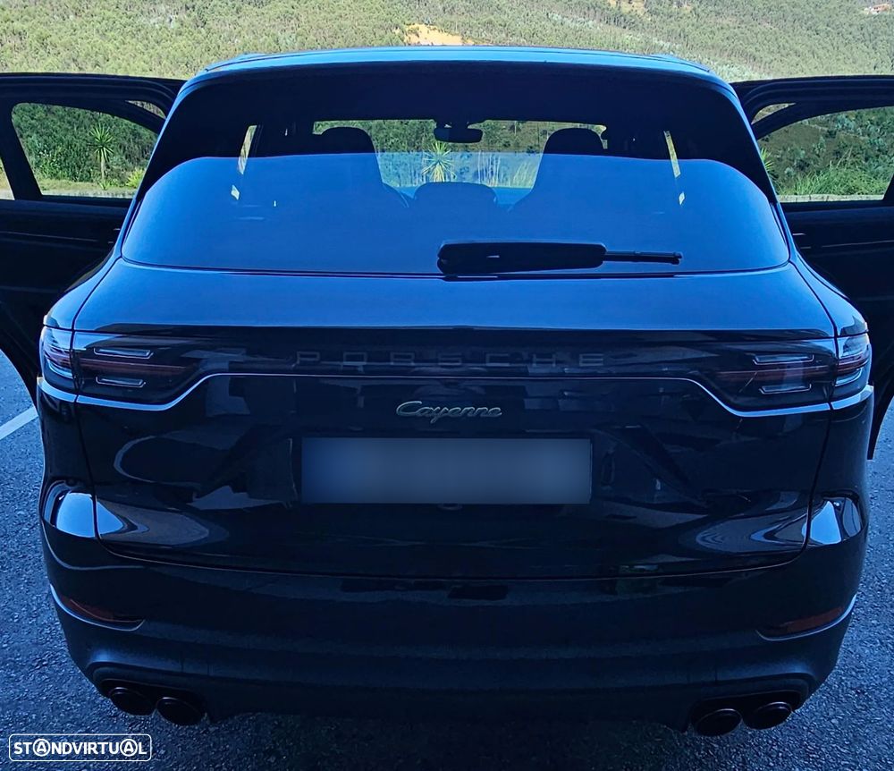 Porsche Cayenne - 6