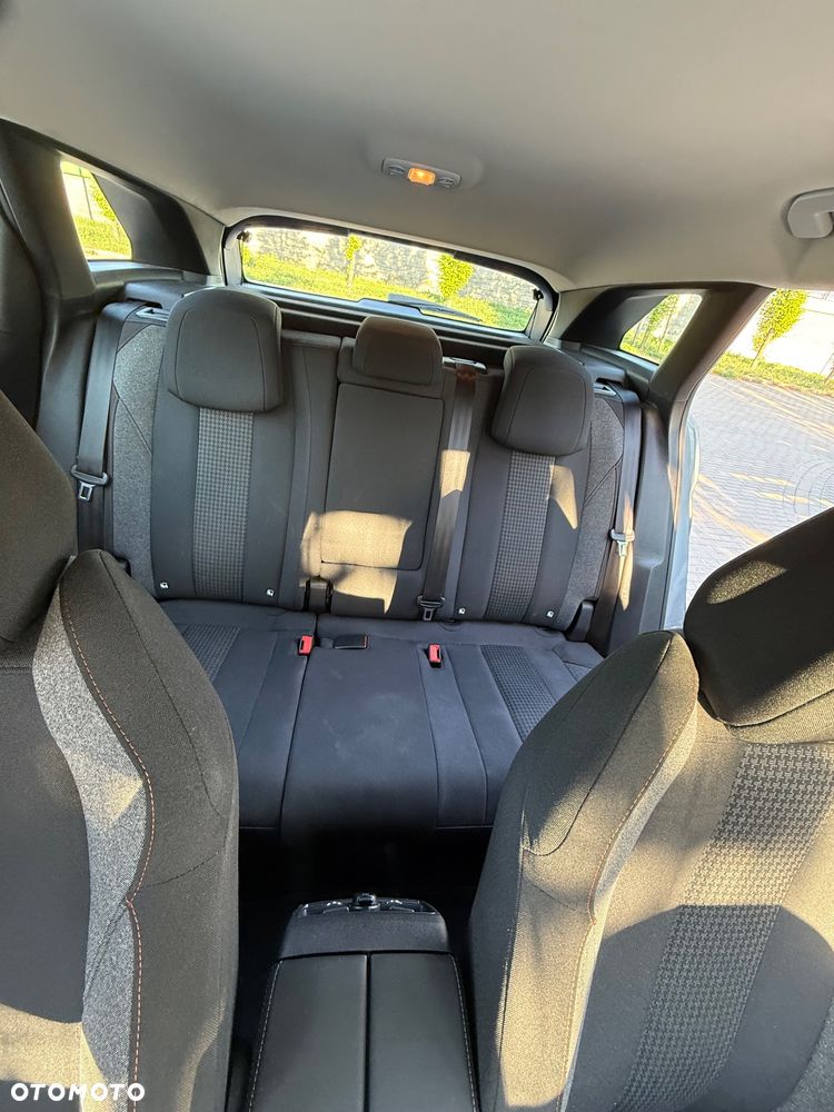 Peugeot 3008 1.2 PureTech Active Pack S&S - 22