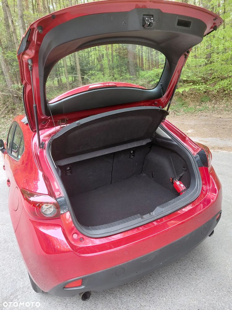 Mazda 3 - 8