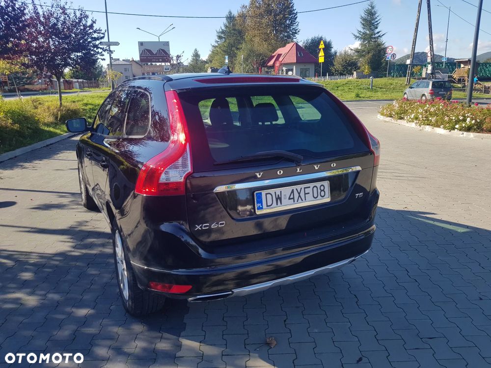 Volvo XC 60 T5 Drive-E Base - 4