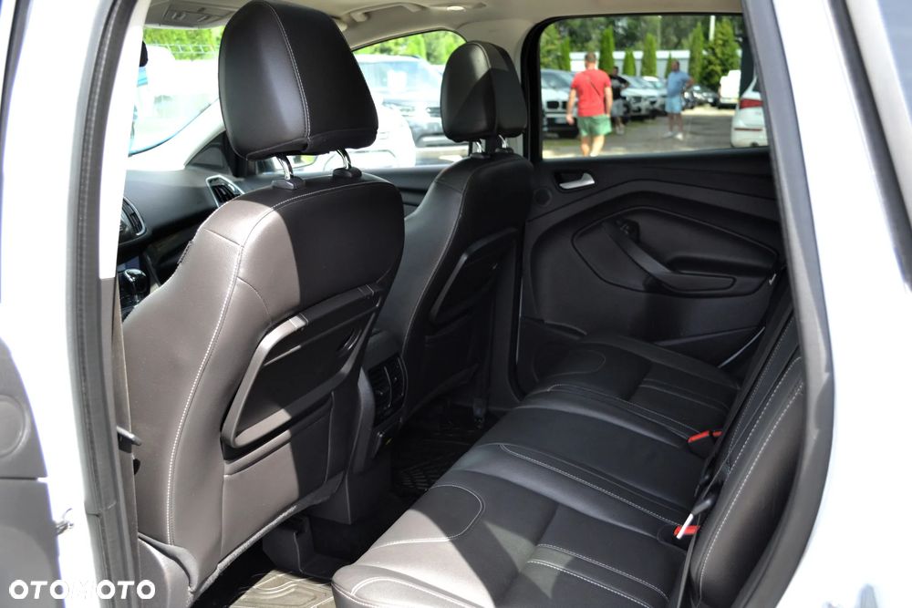 Ford Kuga 2.0 TDCi 4x4 Titanium - 11