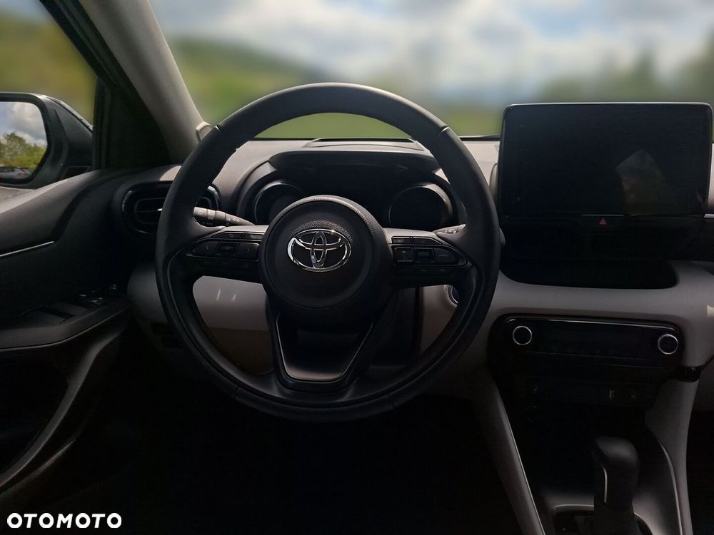 Toyota Yaris - 15