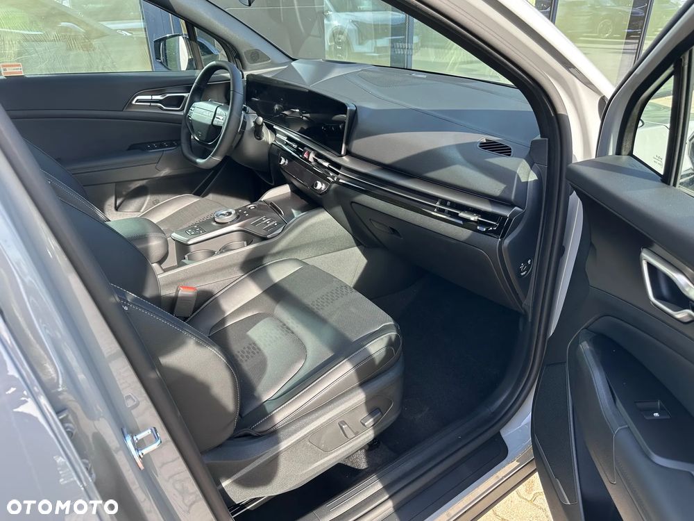 Kia Sportage - 16