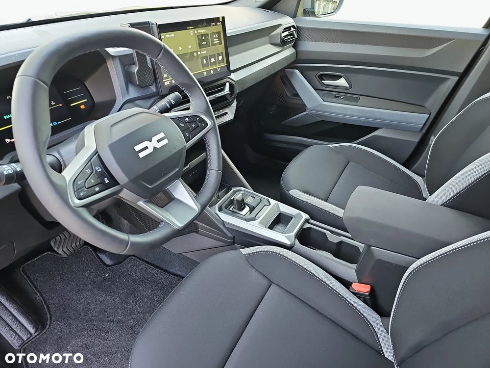 Dacia Duster 1.8 Hybrid 155 Journey MMT - 4