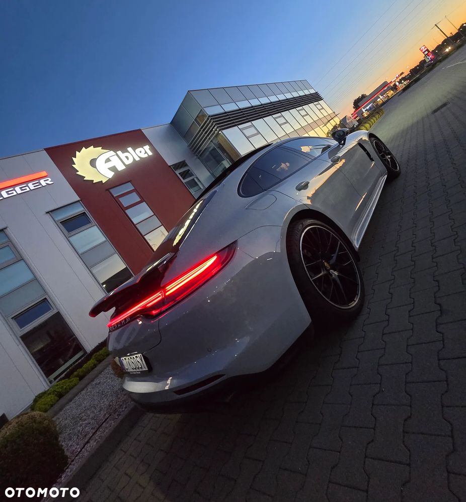 Porsche Panamera 4 - 1