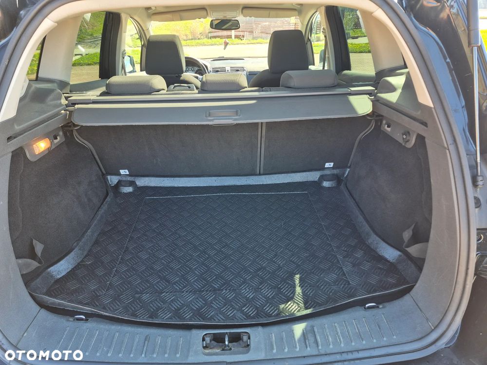 Ford Kuga 2.0 TDCi Trend FWD - 6