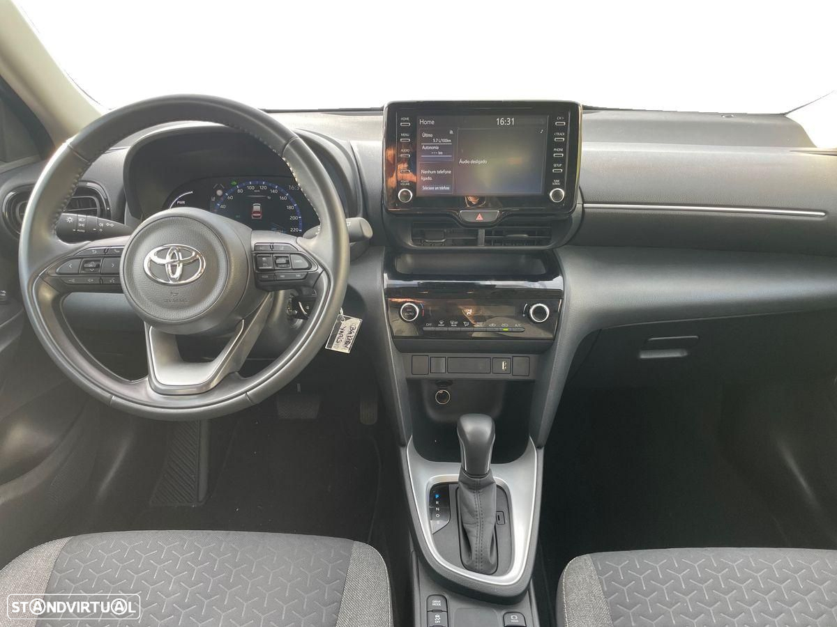 Toyota Yaris Cross - 8