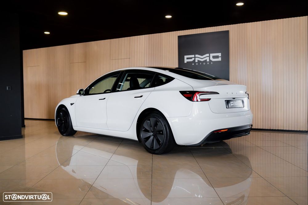 Tesla Model 3 Tração Traseira - 4